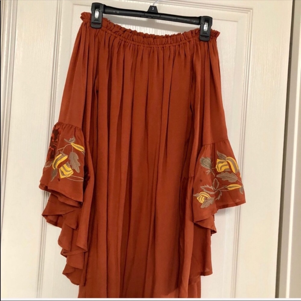 Off shoulder bell sleeves dress